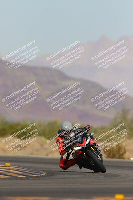 media/Nov-06-2023-Moto Forza (Mon) [[ce023d0744]]/3-Intermediate Group/Session 3 (Turn 5)/